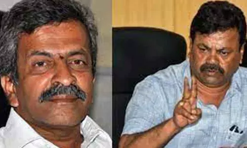 Renukacharya, Jeevraj appointed political secretaries to CM