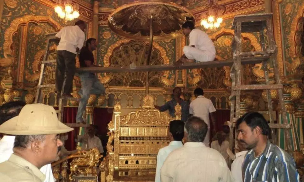 Golden Throne ready for Wadiyar’s durbar