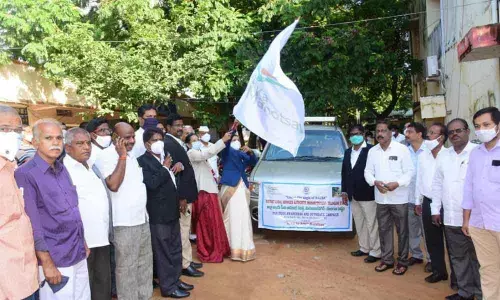 District Judge Premawati flagging off the Prabhat Bheri legal awareness campaign in Mahabubnagar on Saturday