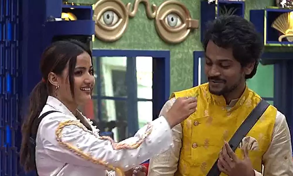 Bigg Boss gives chillies to Shannu and Siri