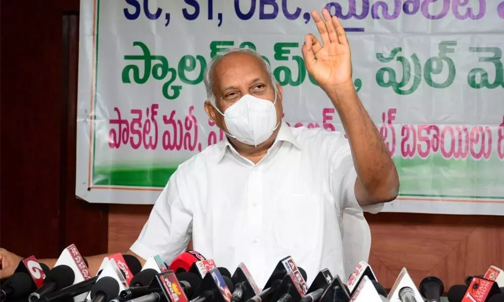 Congress Working Committee special invitee Chinta Mohan addressing a press conference in Visakhapatnam on Wednesday