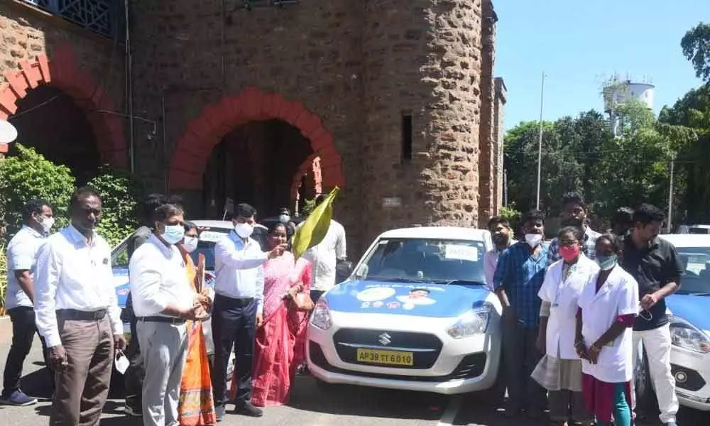 District Collector A Mallikarjuna launching the vaccine express vehicles in Visakhapatnam on Thursday