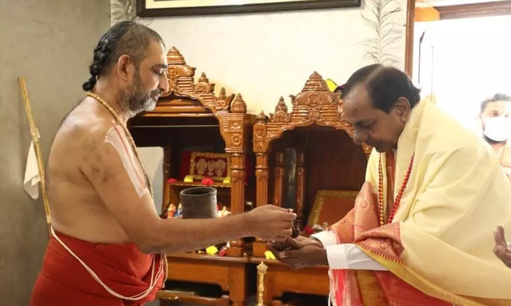 Chief Minister K Chandrashekar Rao takes blessings of Chinna Jeeyar Swamy at his ashram in Shamshabad on Monday