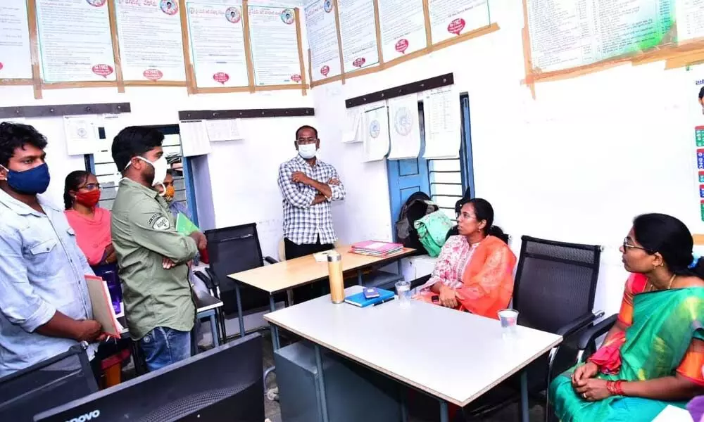 District Collector  S Nagalakshmi Selvarajan during an inspection of a village secretariat in Kalyanadurgam constituency in Anantapur district on Tuesday