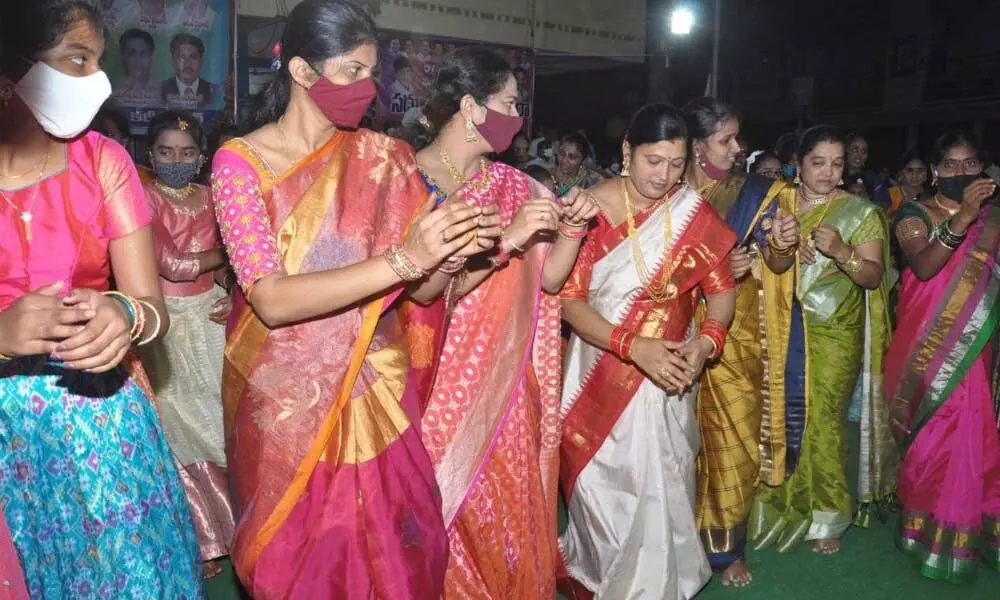 Deputy Mayor Chella Swaruparani taking part in Bathukamma festivities in Karimnagar on Wednesday