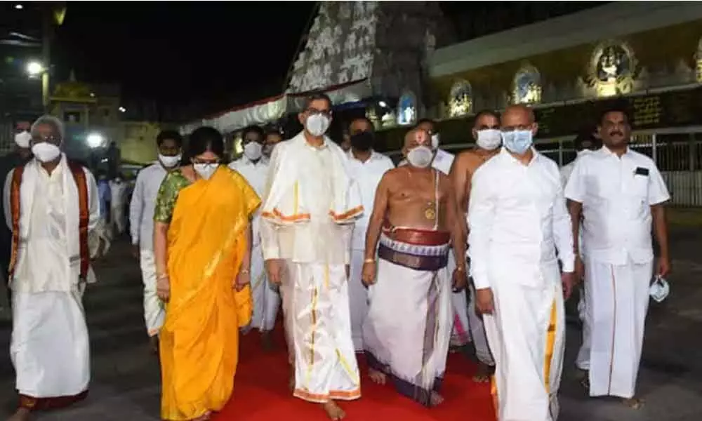 CJI NV Ramana visits Lord Venkateswara at Tirumala, offers prayers