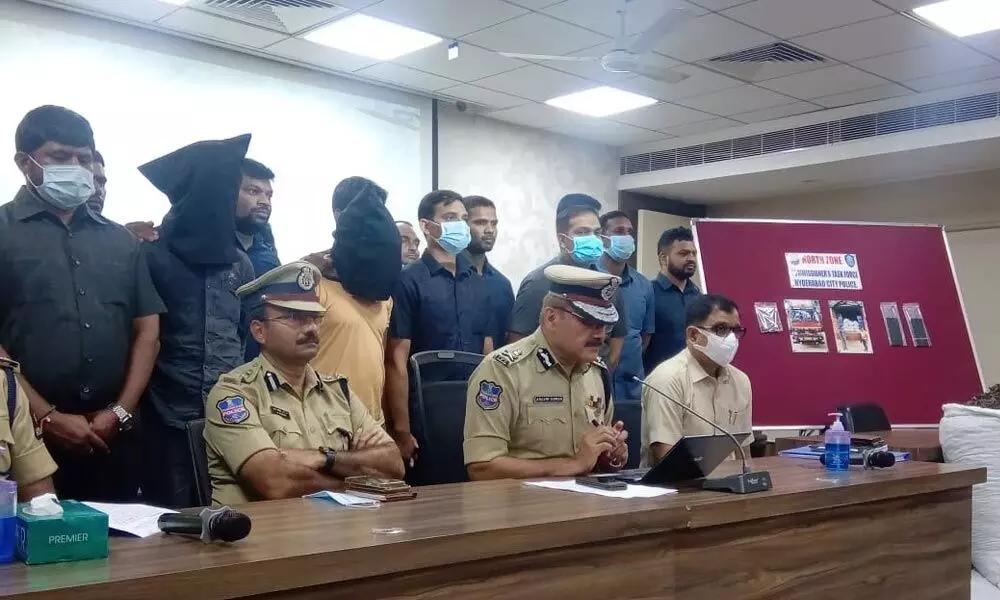 Hyderabad police seize 300 kg of ganja, 2 held