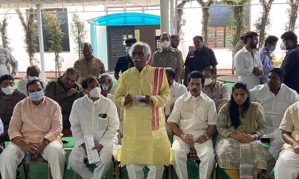 Former Union Minister and Haryana Governor Bandaru Dattatreya speaking about the arrangements for ‘Alai Balai’ programme, at a press meet in Hyderabad on Saturday