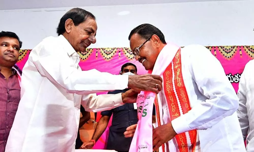 Shelling out Rs 1.7Lakh crore on Dalit Bandhu, not a big deal: KCR