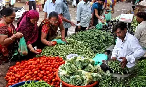 Vegetable prices skyrocket in Hyderabad after rains