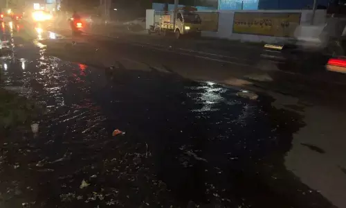 Kakinada roads full of craters, potholes, puddles