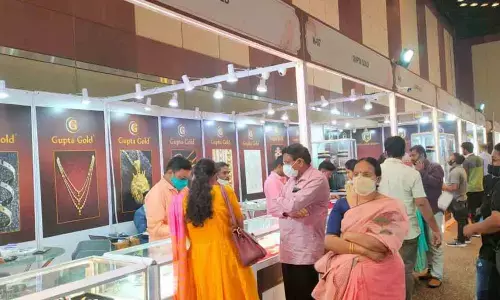 Hyderabad: Jewellery show gets underway