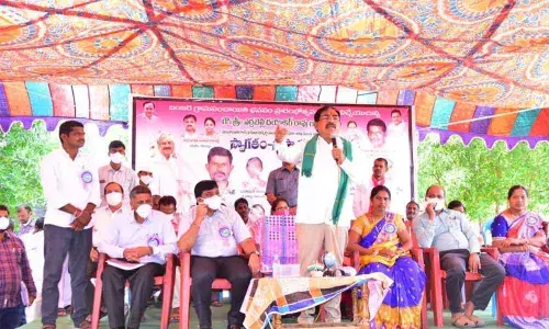 Minister for Panchayat Raj Errabelli Dayakar Rao speaking at a programme at Banjara under Devaruppula mandal in Jangaon district on Wednesday