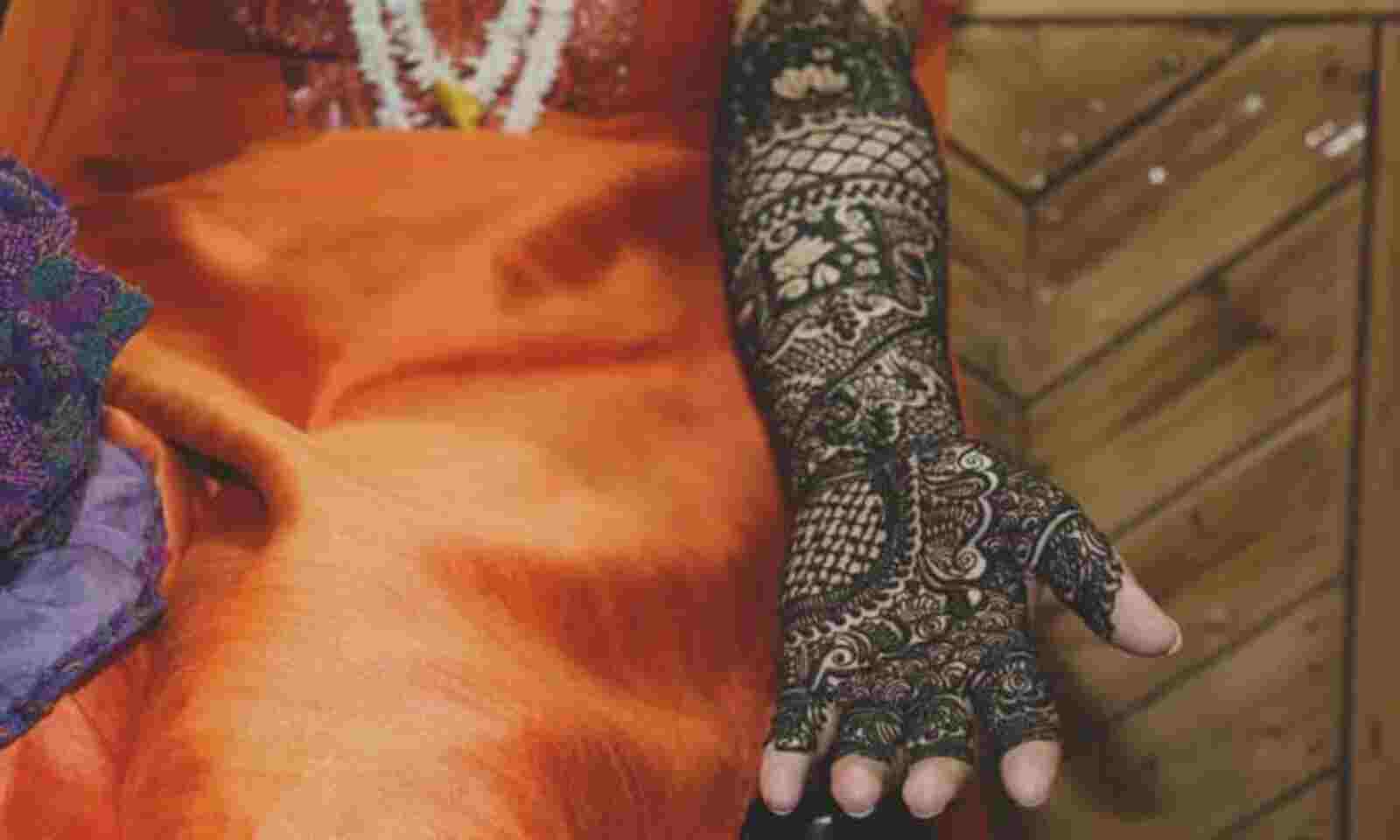 Book / Hire VARIETY ARTIST Bridal mehndi designs by tejal shah for Events  in Best Prices - StarClinch