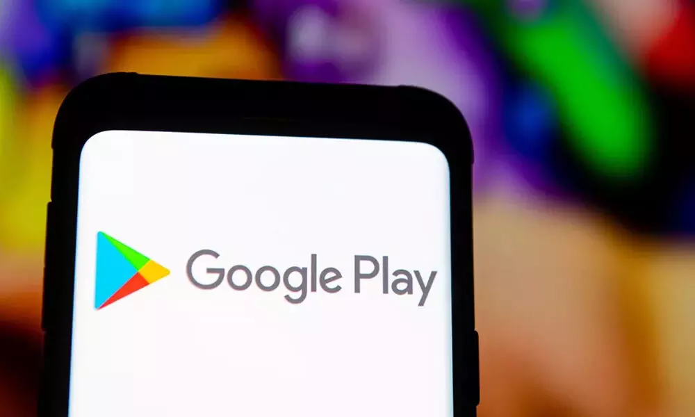 Google temporarily reinstates all delisted apps after Centres intervention
