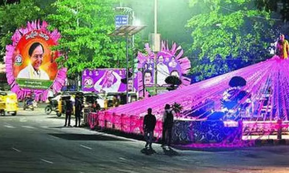 All set for TRS party plenary tomorrow in Hyderabad, city turns pink