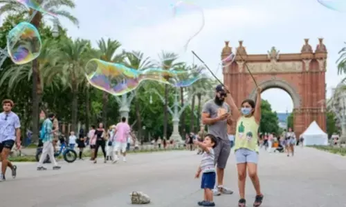 Global Covid-19 caseload tops 244 million