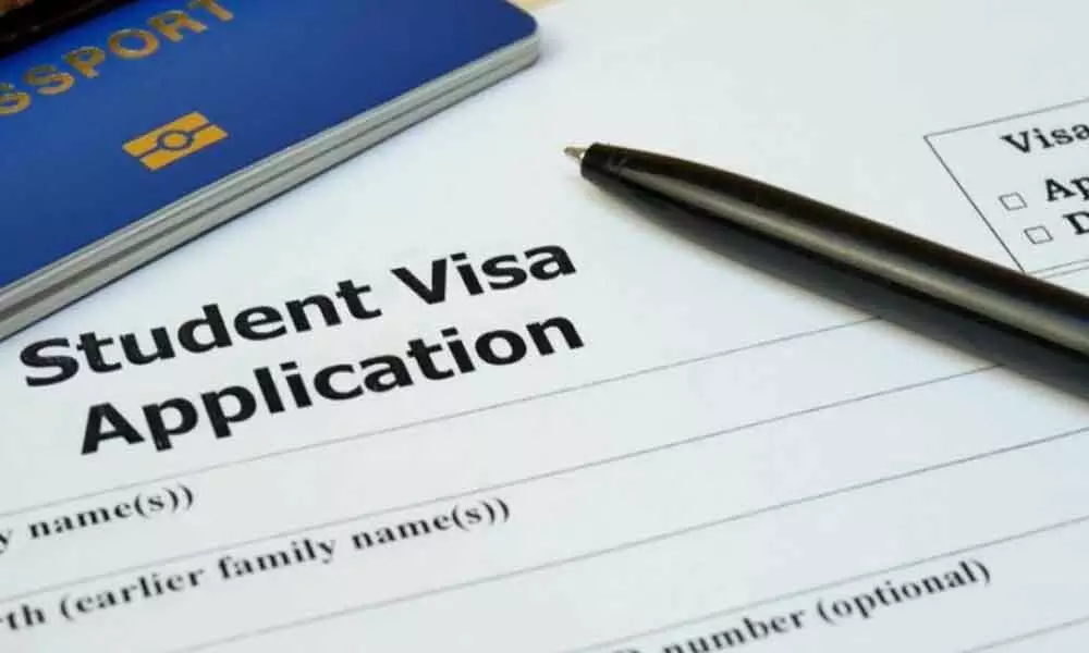 US govt to give preference to student visas
