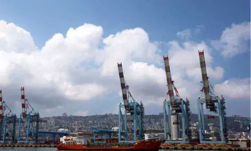 Adani Ports Q2 net profit sinks 30% to `968 cr