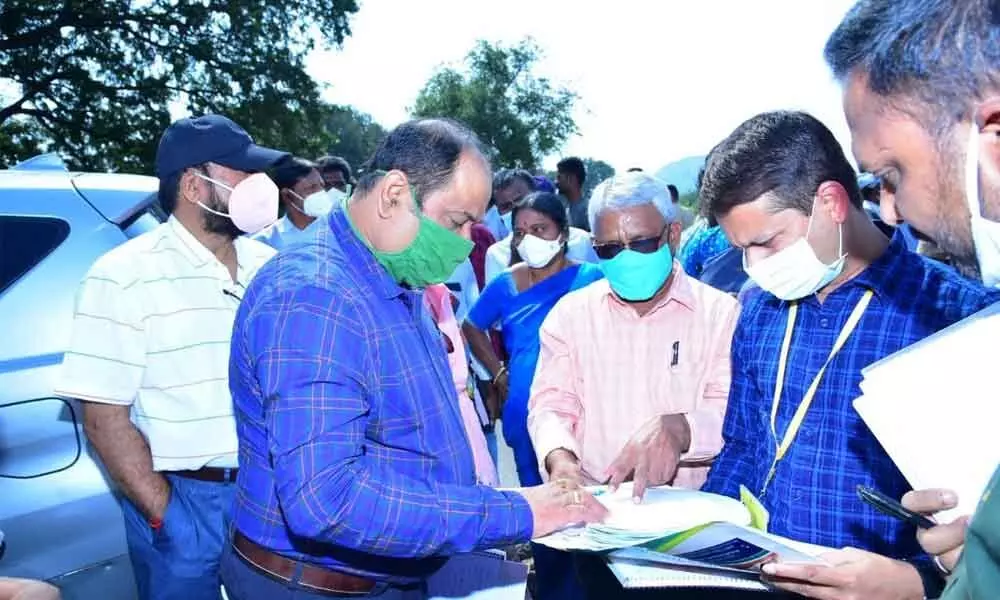 Central Team head Amarender Pratap Singh inspecting NREGS works in Uravakonda mandal on Thursday
