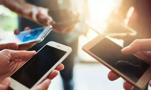 Global smartphone market