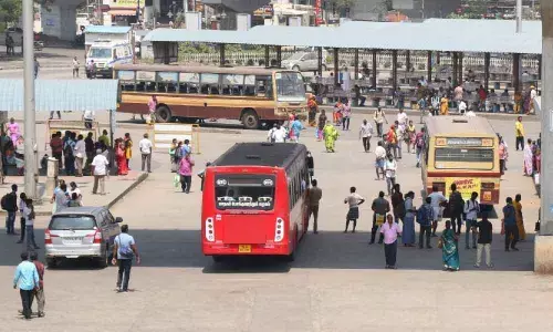 Police bans caste songs in private buses of Tamil Nadu district
