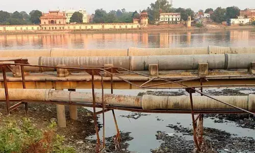 Taj city activists demand early action to save dying Yamuna