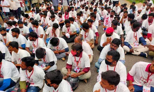 Ahead of Pawan Kalyan’s meeting, many arrive at venue