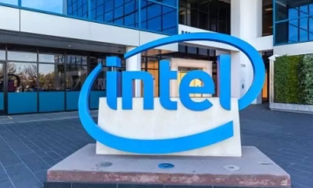 Glance, Intel partner to showcase latest chip on smartphone lock screens