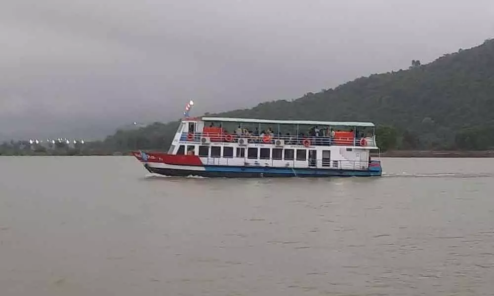 aptdc boats ready to ferry tourists to Papikondalu  (file Photo)