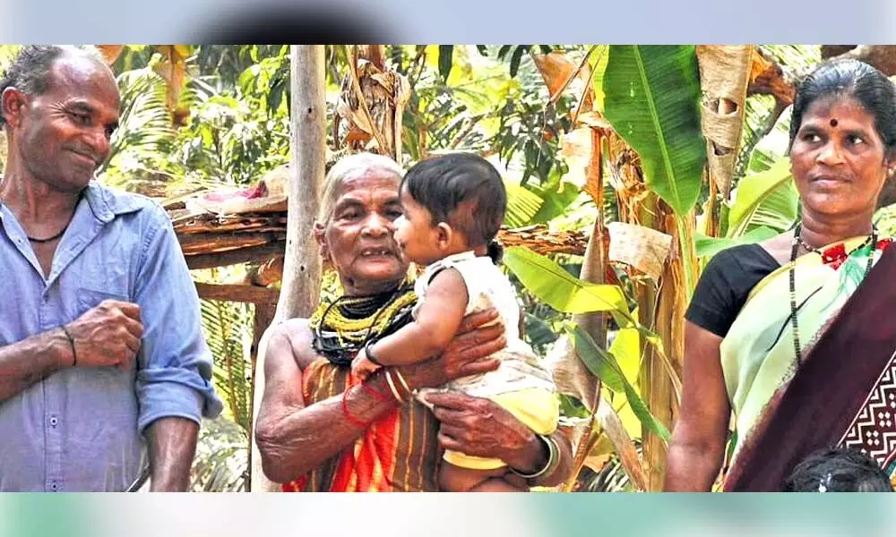 Tulasi Gowda, who received the Padma Shri for her contribution to the protection of environment, along with her family
