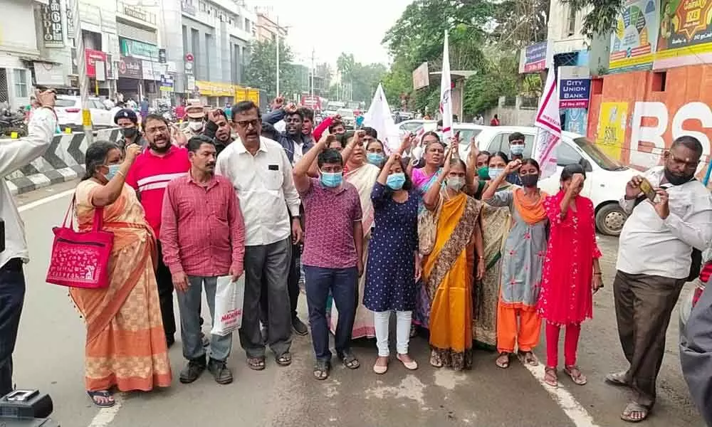 Protests seeking arrest of school principal held in Coimbatore