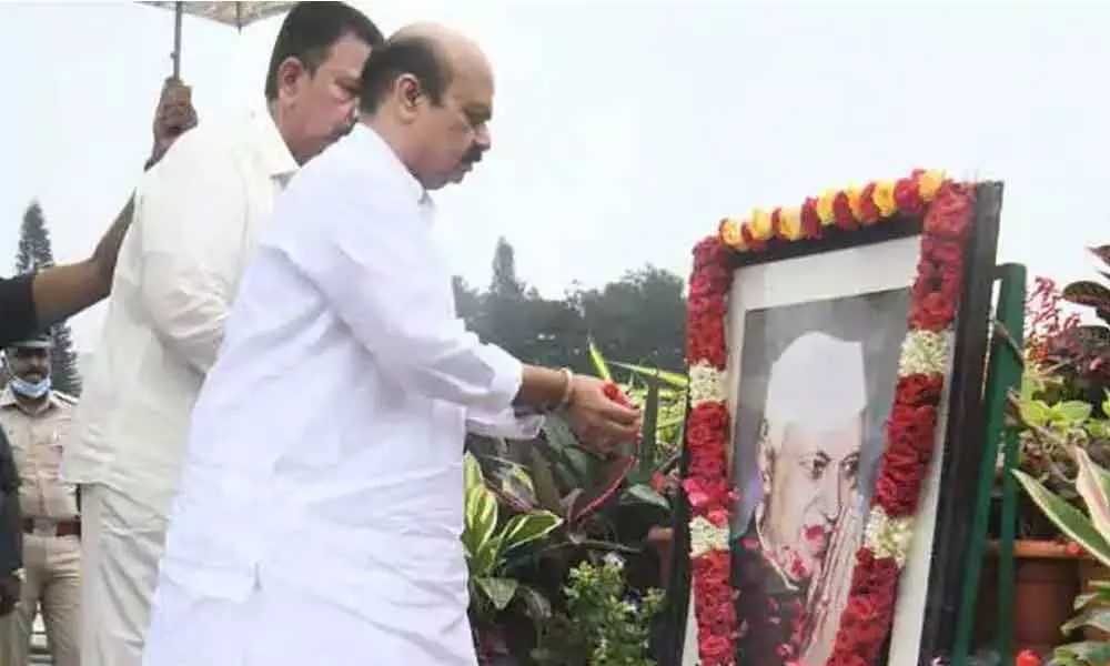 Bommai says Nehru played big role in nation-building