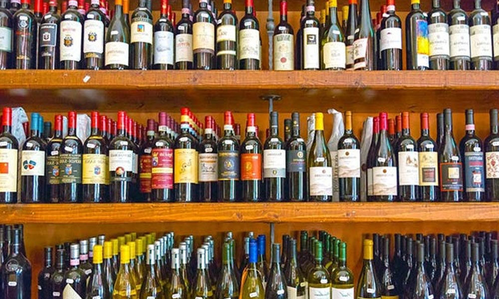 Applications pour in for liquor shop license in Telangana