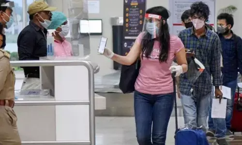 India opens doors to travellers