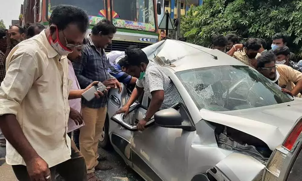 A file photo of the public chipping in to save a person from a road accident in Visakhapatnam