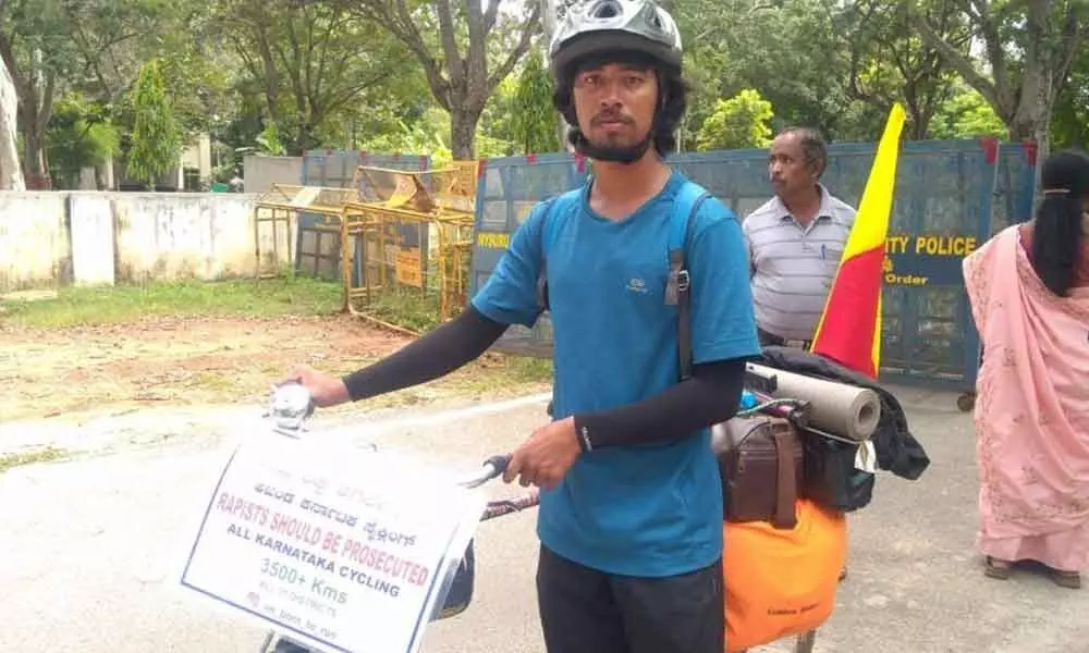 Student on cycle expedition to create awareness on crimes against women