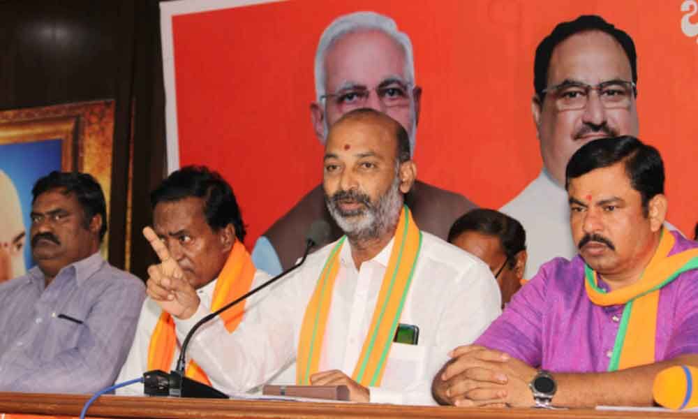 'Rythu Bharosa Yatra' successful: Bandi Sanjay Kumar