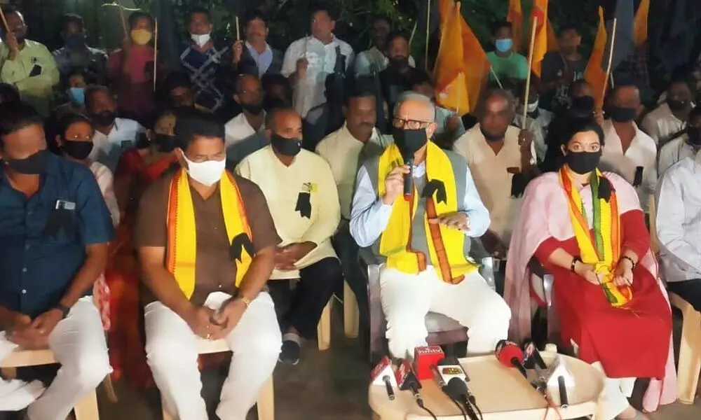 TDP polite bureau member PAshok Gajapathi Raju addressing the party workers in Vizianagaram on Friday