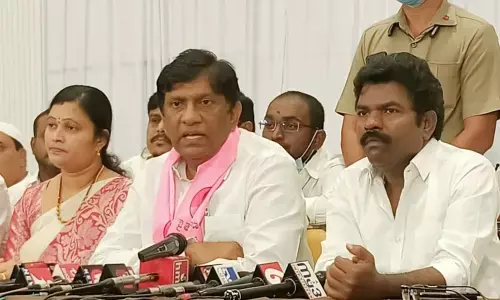 TS Planning Board Vice Chairman B Vinod Kumar addressing media in Karimnagar on Friday
