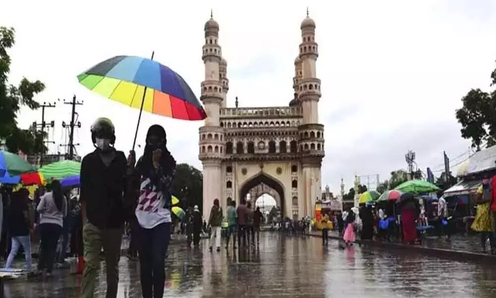 Parts of Hyderabad witness light drizzling on Saturday