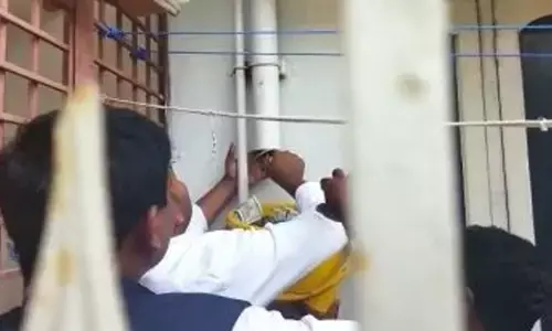 55 lakh stashed in drainage pipe, ceiling at engineer’s house