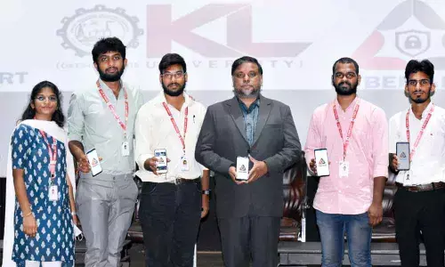 Student develops cyber security e-complaint app