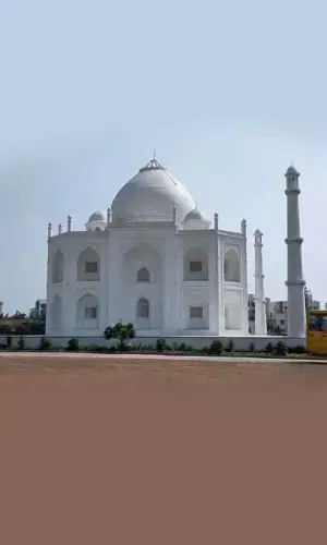 Man From Madhya Pradesh Builds A Replica Of Taj Mahal And Dedicates It To His Wife