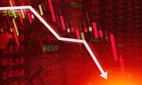 Omicron fear hits market badly