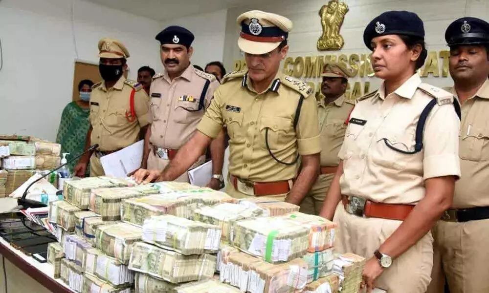 2 held for cricket betting, Rs 2.05 cr cash seized
