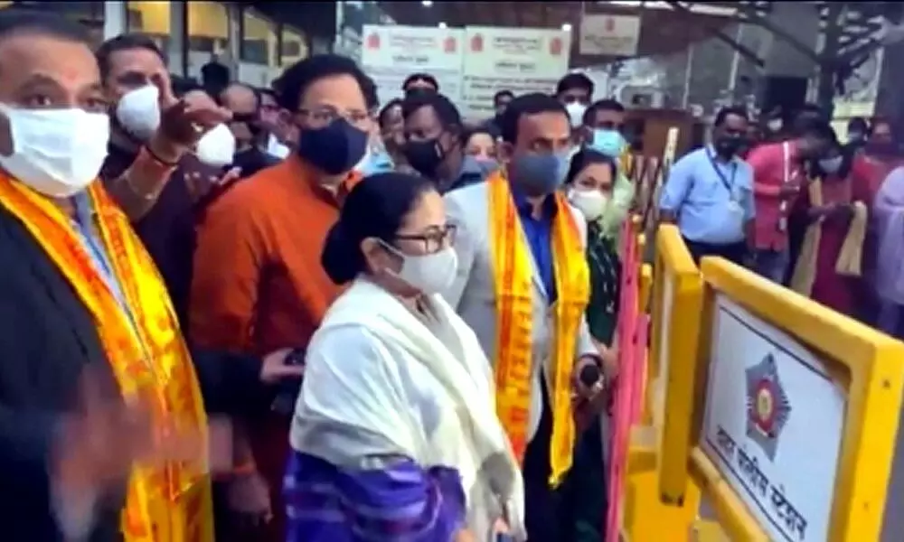 Politics heats up as Mamata arrives to meet Sena-NCP, India Inc honchos in Mumbai