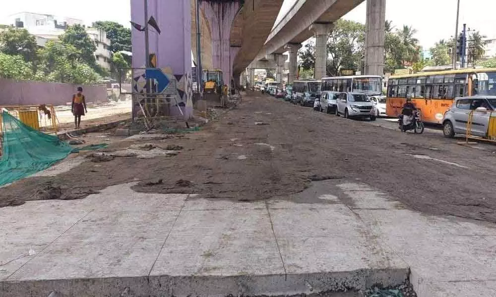 BBMP takes up white-topping work without inviting tender