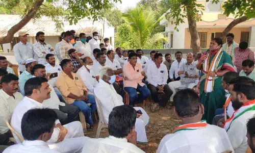 AICC Women’s wing general secretary and Mulugu MLA Seethakka alias Danasari Anasuya addressing a gathering in Mulugu on Tuesday