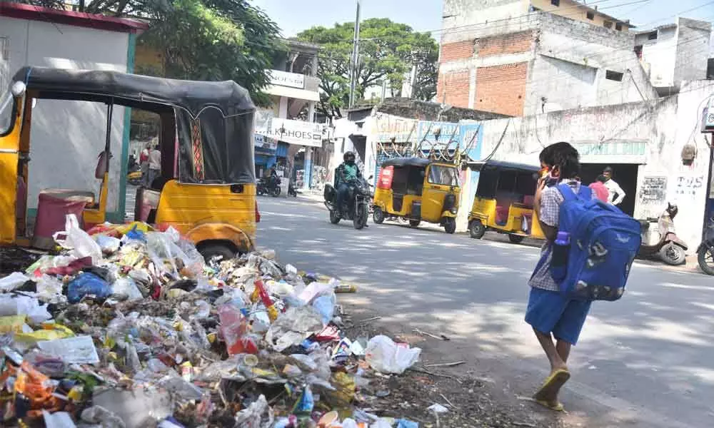 Parking woes dog Rahmath Nagar